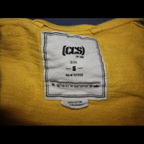 Cute button jacket - Picture 2 of 2